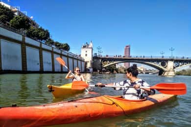 Sevilla: excursión en kayak por el río Guadalquivir