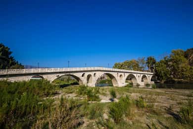 Berat: tour guidato a piedi ed escursione sulla collina di Gorica