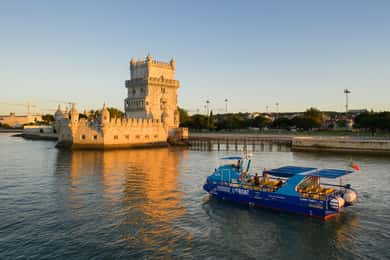 Lissabon: Sightseeing-Bootstour mit Hop-On/Hop-Off-Option