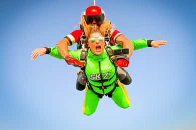 Algarve: Aventura de Paraquedismo Tandem de 15.000 a 10.000 pés