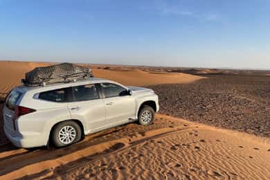 Excursión de un día en jeep por el desierto del Sahara con almuerzo y paseo en camello