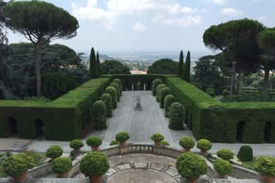 Сады Папской виллы в микроавтобусе Castel Gandolfo