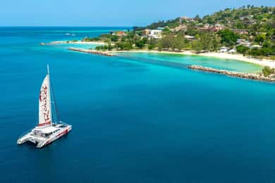 Montego Bay: Cruzeiro Reggae Catamaran 18+ com bar aberto