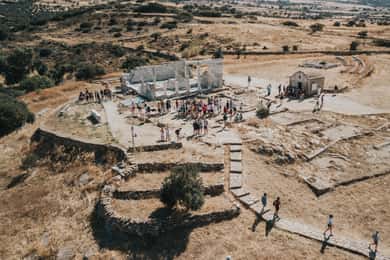 Naxos: Tour in autobus con tempo libero per pranzare e nuotare