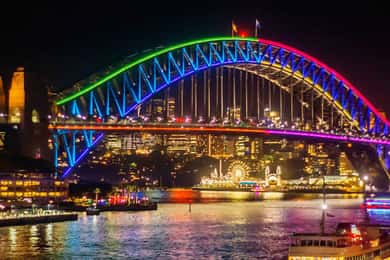 Sydney: Vivid Harbour Cruise with Canapes