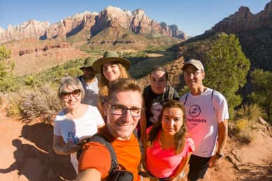 From Las Vegas: 3-Day Zion Grand Canyon Monument Valley Tour