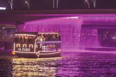 Dubai: Croazieră pe canalul de apă și spectacol La Perle cu cină