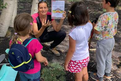 Monte Etna: Excursión privada de medio día con guía y para toda la familia