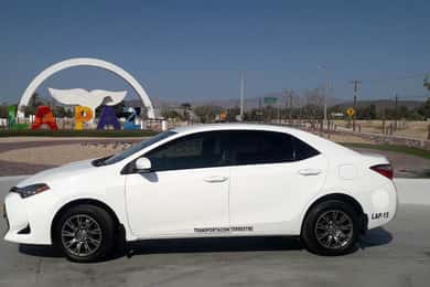La Paz: Roundtrip Transfer to La Paz International Airport