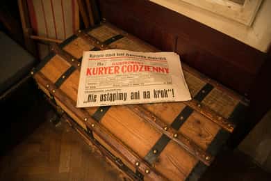 Krakow: Schindler's Factory, Jewish Ghetto & Salt Mine Tour