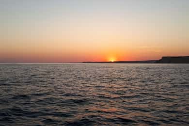 Cruzeiro ao pôr do sol na Ponta da Piedade a partir de Lagos com bebida gratuita