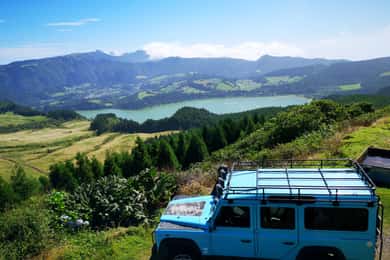 Half-Day 4X4 Tour Sete Cidades. Off the beaten Track.