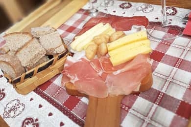 Aosta: A Full Meal Walking Food Tour with a Local