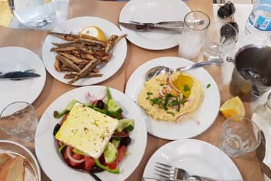 Atenas: Tour gastronômico tradicional grego em lugares escondidos
