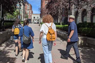 Montréal: The Original Old Montréal Walking Tour