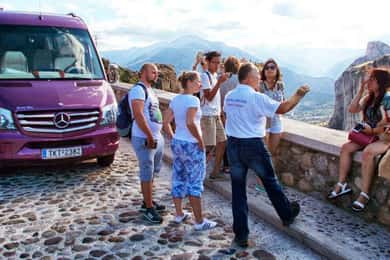 Athens: Guided Tour to Meteora Monasteries & Hermit Caves
