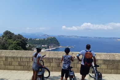 Naples: City Highlights Guided Bike Tour