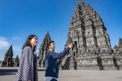 Yogyakarta: Palace, Water Castle, and Prambanan Temple Tour