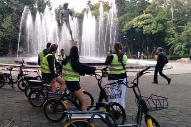 Tour de la ciudad en bici eléctrica con parada para tacos.