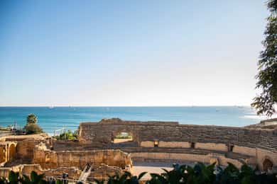 Barcelona: Private Sitges & Tarragona Guided Tour &Free Time