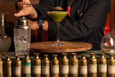 Marrakech: Degustación de cócteles, coctelería y tapas marroquíes.