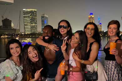 Dubai: Petrecere pe iaht în Marina cu grătar, băuturi nelimitate și DJ