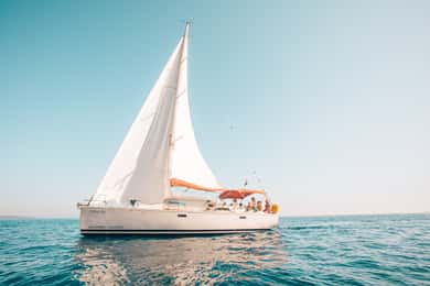 Au départ de Hvar : Tour en bateau vers les îles Pakleni à bord d'un Comfort Yacht