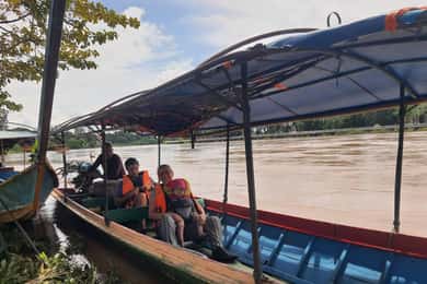 Chiang Rai Trek:Jungle Hike, Bamboo-Cooked Lunch & Boat Ride
