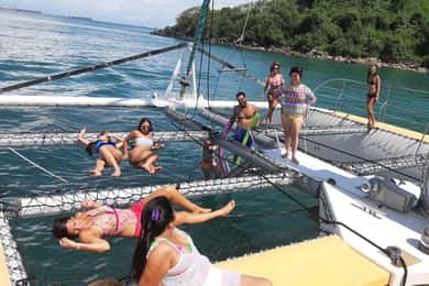 Panama City: All-Inclusive Catamaran Cruise to Taboga Island