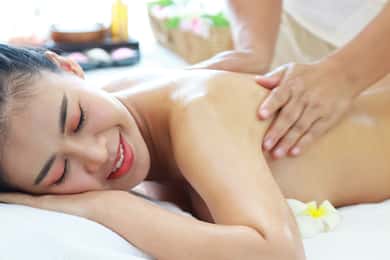 Bangkok: massage thaïlandais Wat Pho dans votre chambre d'hôtel