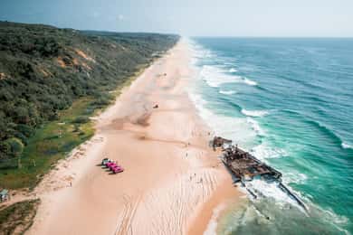 Hervey Bay to K'gari/Fraser Island 2-Day Tour (Beach House)