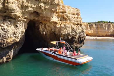 Vilamoura: Private Hire 3 hours to Benagil Cave