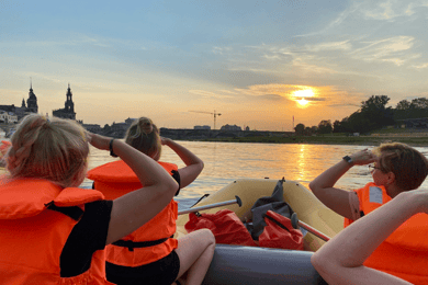 Dresde: Bootstour-Sonnenuntergang im Schlauchboot genießen
