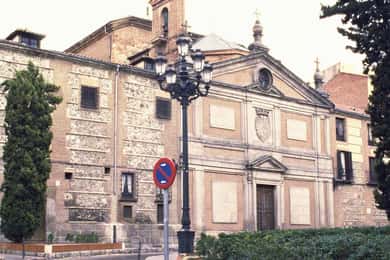 Guided Walking Tour of Monasterio de las Descalzas