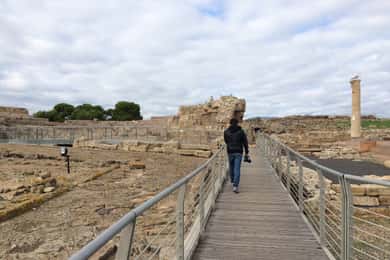 From Cagliari: Nora Ruins and Pula Guided Tour