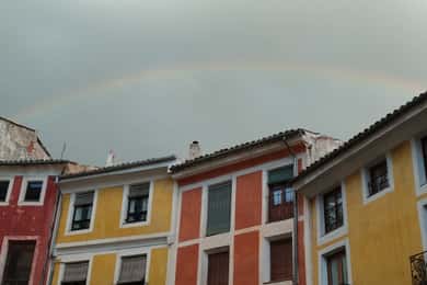 Cuenca: Nighttime Highlights Walking Tour in Spanish