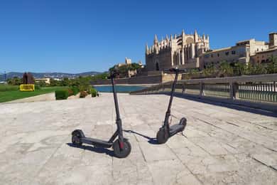 Palma de Mallorca: E-Scooter Rental