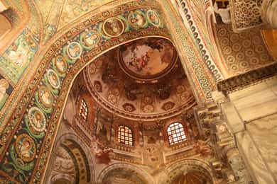 UNESCO Monuments and Mosaics Guided Tour