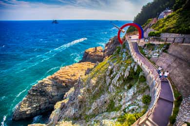 Busan: Full-Day City Tour with Taejongdae, Gamcheon & More