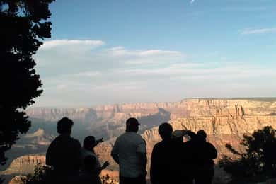 Grand Canyon: Off-Road-Sonnenuntergangs-Safari mit Skip-the-Gate-Tour