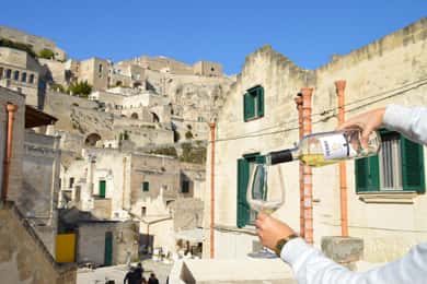 Tour guidato completo a piedi dei Sassi