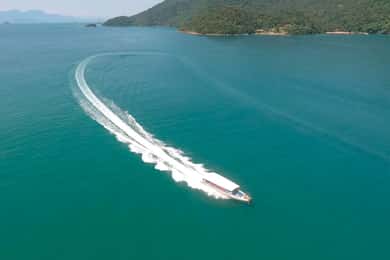 From Ilha Grande: Speedboat Transfer to Angra dos Reis