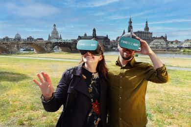Dresden: Walking Tour with Virtual Reality elements
