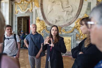 Skip-the-Line Versaillesin palatsikierros junalla Pariisista