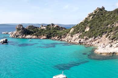 La Maddalena & Lavezzi: Ganztägiger Tauchausflug mit dem Boot