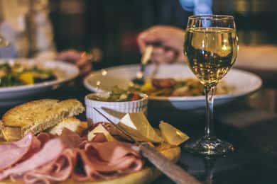 Luxembourg: Italian-Style Dinner in a Vintage Bus