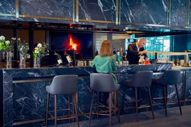 Helsinki Airport (HEL): Premium Lounge Entry