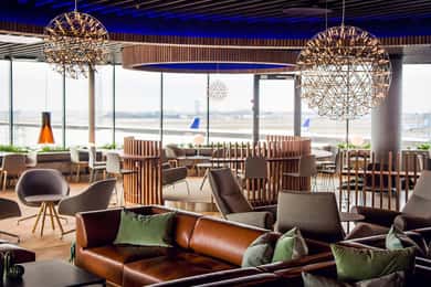 Copenhagen Airport (CPH): Eventyr Lounge Entry