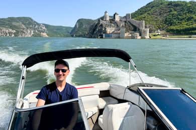 Belgrade: Golubac Fortress w/Iron Gate Speed Boat Ride