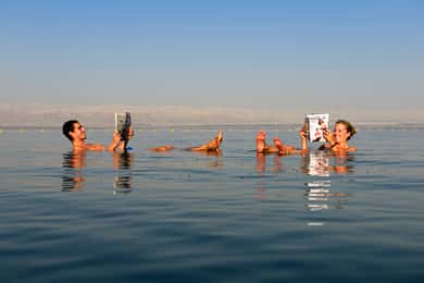 Da Amman: esperienza di 5 ore sul Mar Morto con pranzo e ritorno